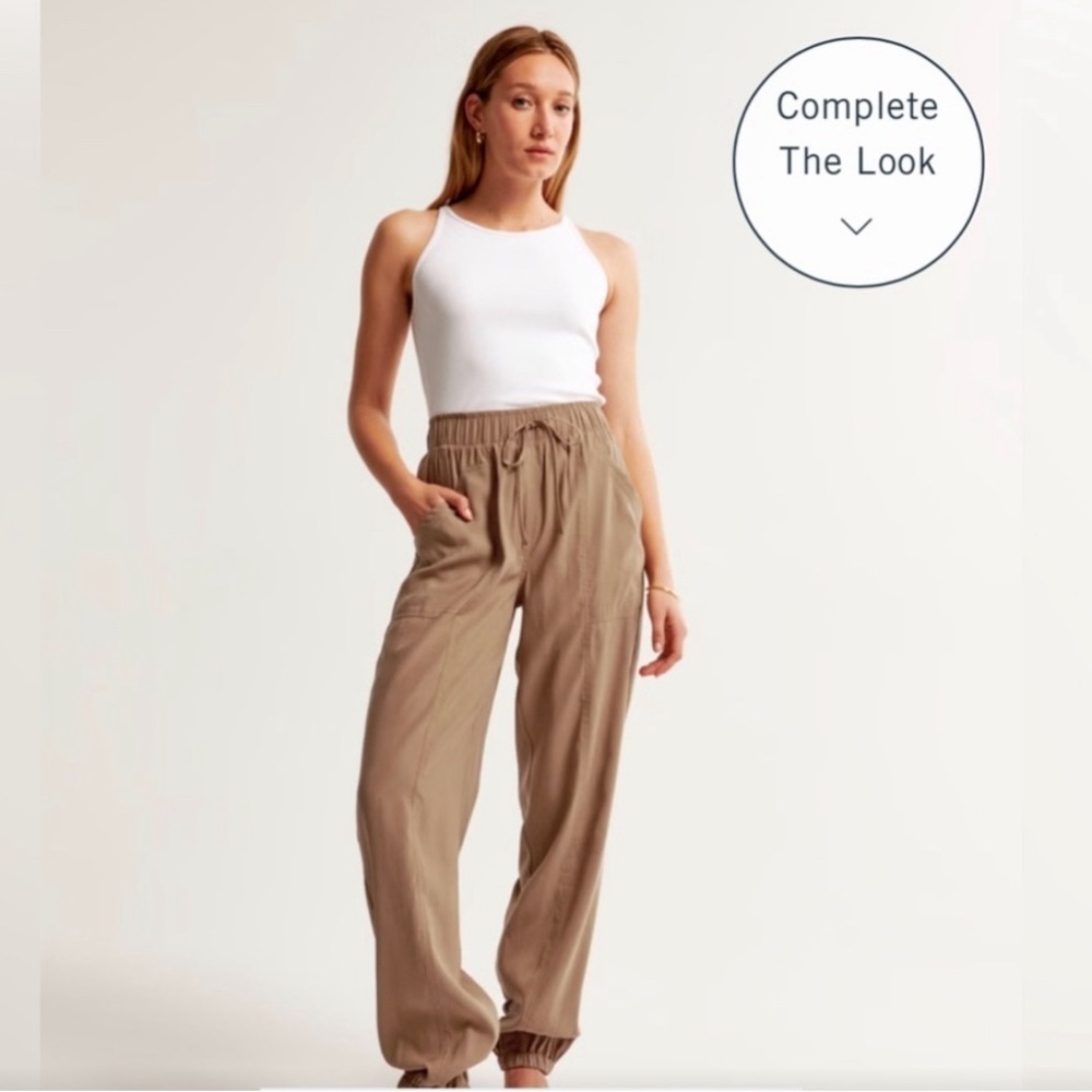 NW0t Abercrombie and fitch Drapey Utility Jogger
